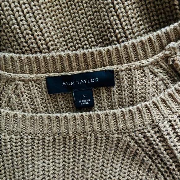 Ann Taylor Tan Cotton Cashmere Luxury Knit Pullover Sweater 
Size Small - Picture 5 of 6
